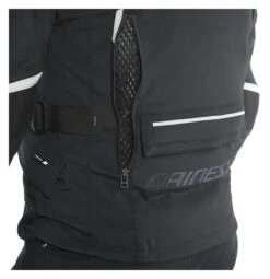 Dainese Carve Master 2 D-Air Gore-Tex Jacket (48) 5 Dainese Carve Master 2 D-Air Gore-Tex Jacket (48) -Motorcycle Tops Store dainese carve master2 d air gore tex jacket black black light grey 2